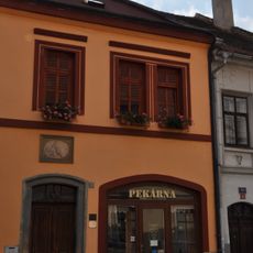 Dům s pelikánem (Chrudim)