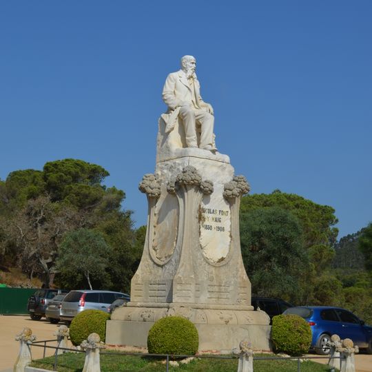 Monument a Nicolau Font
