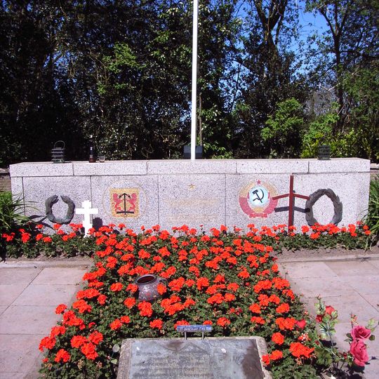 Georgian War Cemetery Loladze Texel