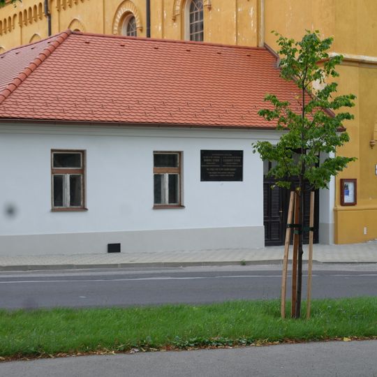 Ev. fara S. Zocha a D. Fajnora, fara pamätná