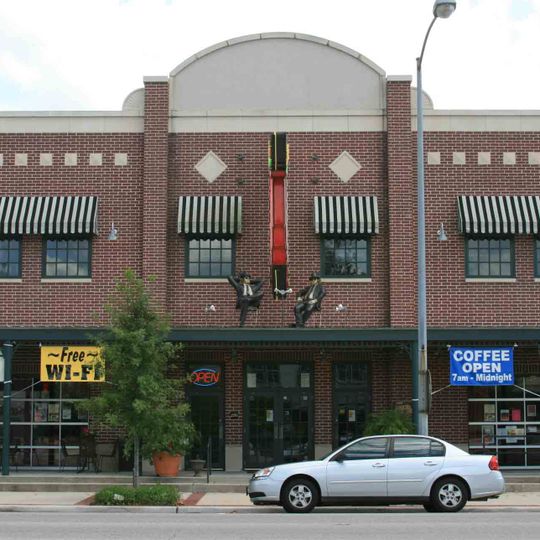 Main Street Crossing