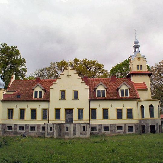 Zespół pałacowy w Laskowie