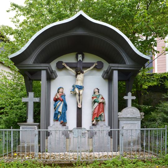 Kreuzigungsgruppe Eichbornstraße 2