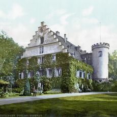 Schloss Rosenau