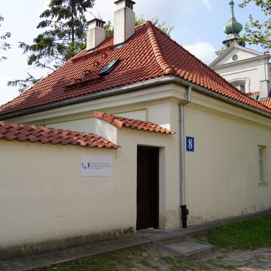 Erem fundacji nieznanej, zapewne z herbem Poraj