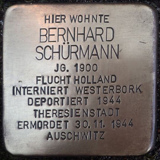 Stolperstein en memoria de Bernhard Schürmann