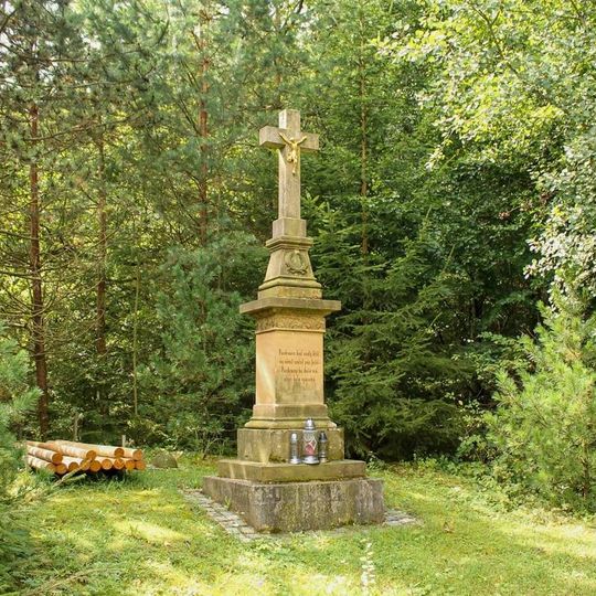 Kříž u Líšnice vedle rybníků