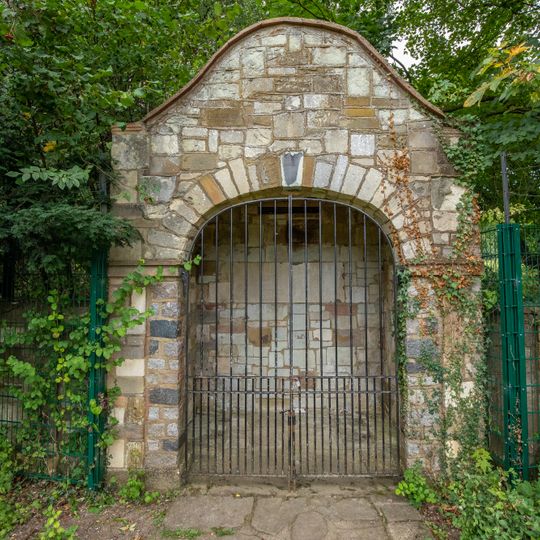 Stone Garden Shelter At High Elms Country Park