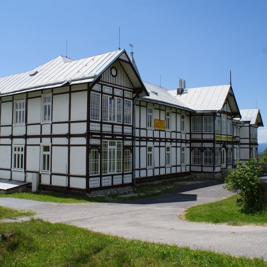 Vila Orava, Hotel Palace Tivoli