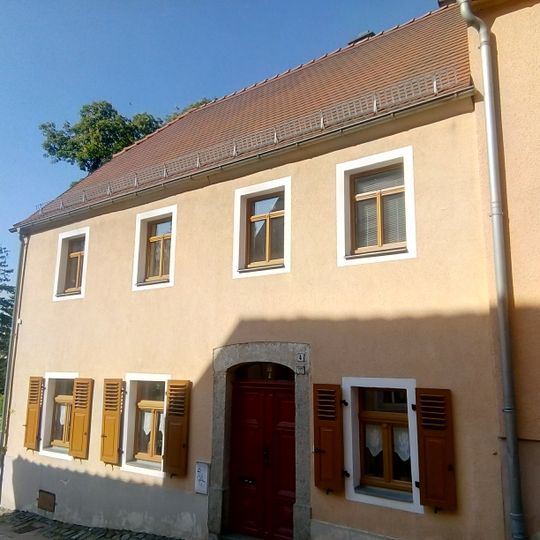 Wohnhaus in halboffener Bebauung Wagnergasse 4