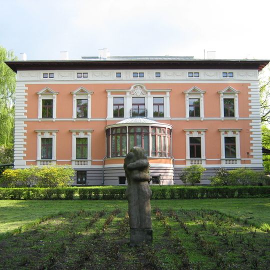 Ernst Leonhardt's villa