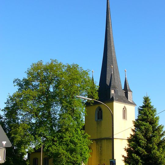 Evangelisch-lutherische Pfarrkirche Gleußen