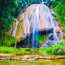 Air Terjun Tumburano