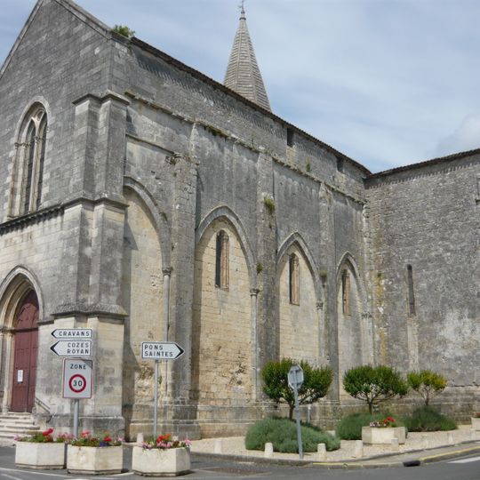 Église Saint-Pierre de Gémozac