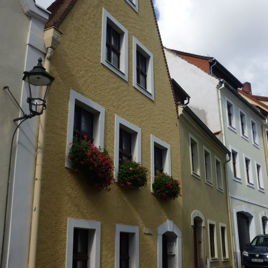 Wohnhaus in geschlossener Bebauung Obersteinweg 9
