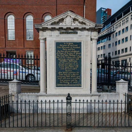 Boston Common Tablet