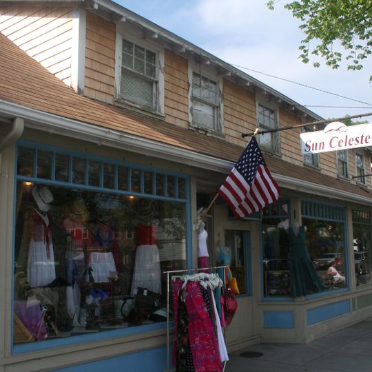Building at 614 Main Street