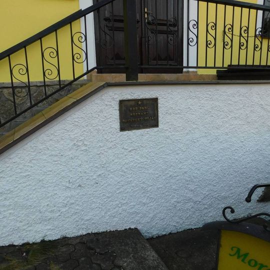 Pamětní deska neznámému vojínu Rudé armády v Klokočné