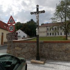 Kříž v Komenského ulici ve Vlachově Březí