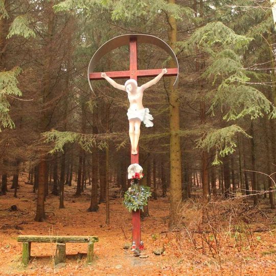 Dřevěný kříž v Dolní Temenici na sedle Červený kříž