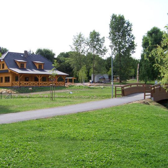 4. lávka přes Vinořský potok v Centrálním parku Kbely