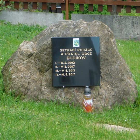 Pomník setkání rodáků v Budíkově