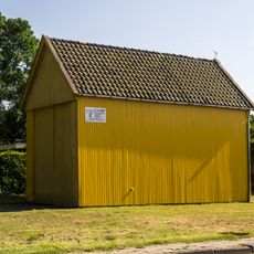 Voorm. weegbrughuis met weegbrug