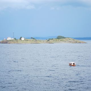 Gullholmen Lighthouse
