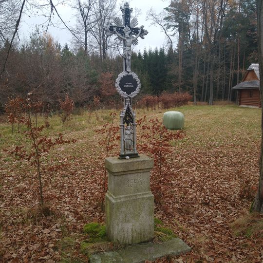 Kříž u Terezínského rybníka