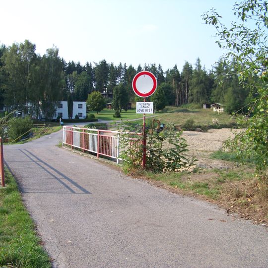 Most přes výpust rybníku Vožehák