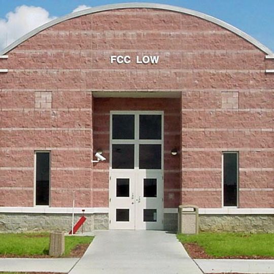 Federal Correctional Institution, Coleman Low