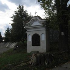 Kaplička u vodojemu a sportovního areálu v Nemyslovicích