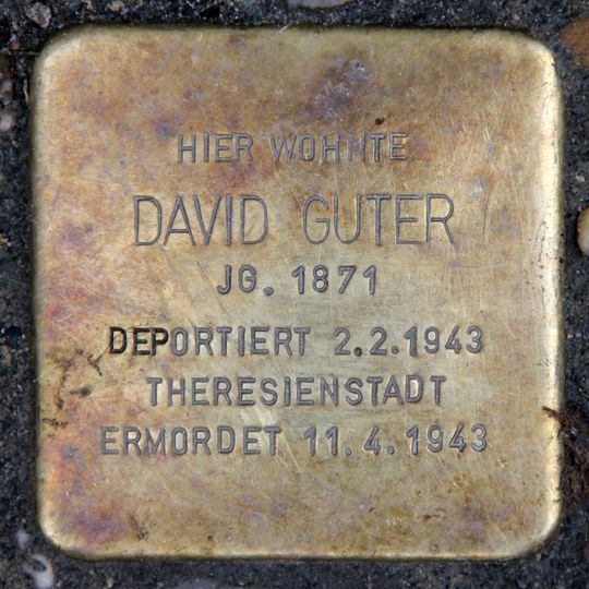 Stolperstein en memoria de David Guter