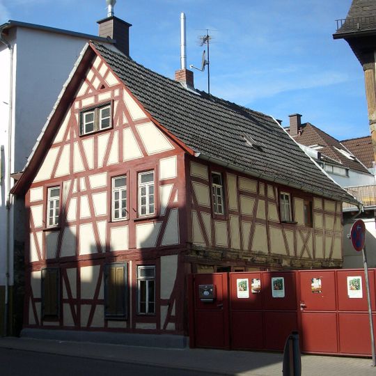 Giebelständiges Fachwerkwohnhaus