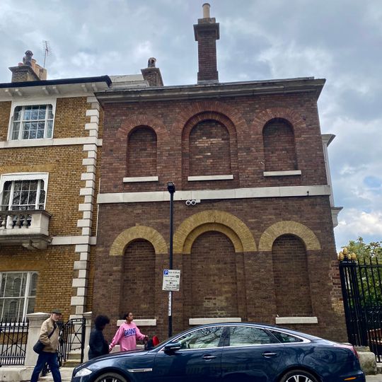 North Lodge To Trafalgar Quarters