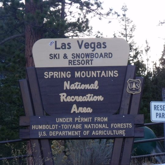 Las Vegas Ski and Snowboard Resort