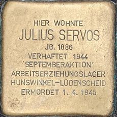 Stolperstein dedicated to Julius Servos