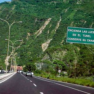 Autobahnbrücken Caracas – La Guaira