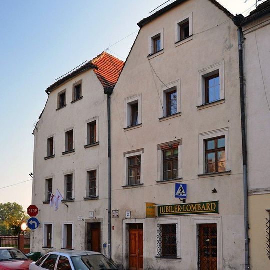 5 Niepodległości Square in Złotoryja