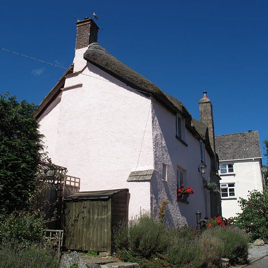 Old Cawte Farmhouse And Wall To The North West