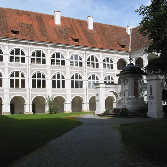 Stift Pöllau
