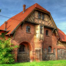 Dom rządcy i stajnia koni roboczych