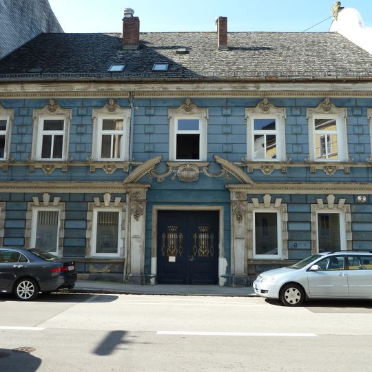 Volksgartenstraße 2