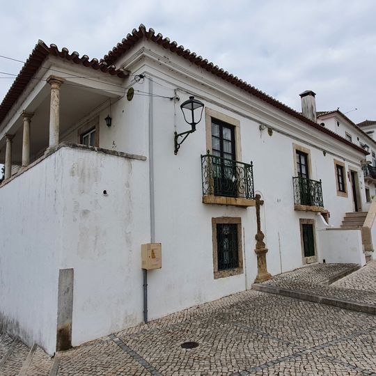 Casa Paroquial da Azambuja