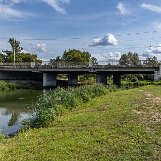 Мост па Дзянісаўскай вуліцы
