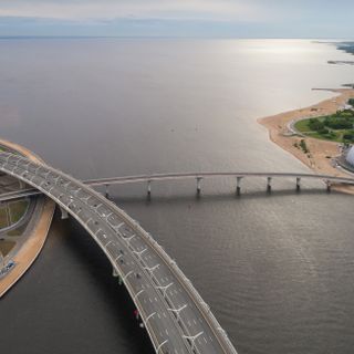 Yakhtenny Bridge
