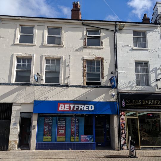 6 And 7, Market Place