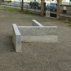 Inside to outside ⁄ outside to inside