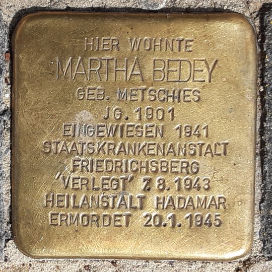Stolperstein en memoria de Martha Bedey