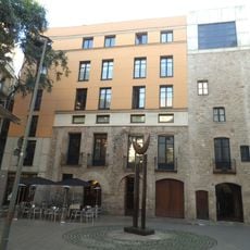 Building in carrer Basea, 8-10